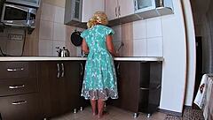 peeping under mature housewife's skirt makes me so horny for anal sex