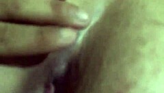 Peruvian milf with big ass shows curves