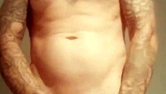 Naked Amateur Exhibitionist With Blue Eyes Bathes Outdoors In USA!