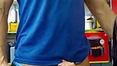 Kalena Mitrak - Dei para o Mecânico e Tomei Leitinho na Sala de Ferramentas da Oficina