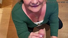 I used kiwi milf as toilet at mall