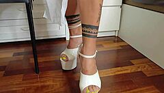 Foot fetish and super hot session