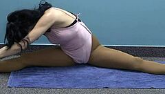 Stretching Her Sexy Ass Nude