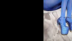 milf perfect body with pantyhose and eight inch heels