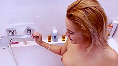 I surprise my girlfriend masturbating in the shower