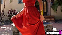 All natural MILF Angel Constance exposed hot body naked outdoor?