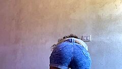 Colombian babe spied with hidden cam upskirt in amateur sexy tits scene