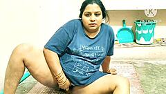 Indian Big Ass Babe Gets Rough Anal Fucking