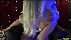 Gorgeous Blonde Webcam Model Joobeele Plays With Toys And Feet