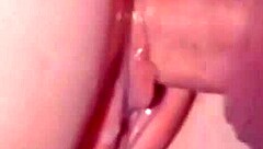 Semen Continuo Entre Los Labios