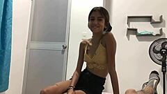 mucha leche comes out of my big penis from a good blowjob my friend gives me