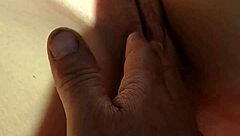 she explores her pussy in a simple way