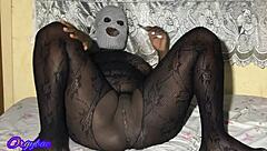 need a pussy eater for my pinky pussy