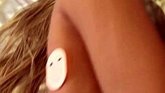 comeu o cusinho apertado da loirinha sex toy com anal e masturbação gostosa