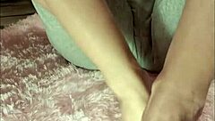 Time for you to worship my softcore barefoot toes in this amateur solo feet fetish session!