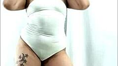 Watch my ass clapping babies