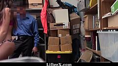 Teen suspect believed to be concealing merchandise on person - lifterx