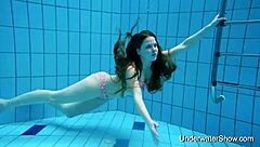 i love showing off my sexy young body underwater