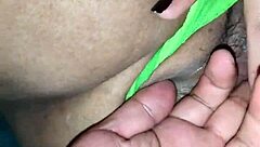 Me masturbo frente a mi novio para que me folle duro en el culo!