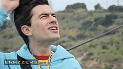 brazzers - exhibitionist jada sparks meets tourist jordi in public & decides to get a good dose of fucking with him