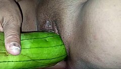 i love giving blowjobs as a busty amateur milf