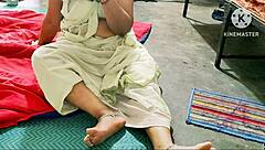 Indian Desi Bhabhi Fucking Boys