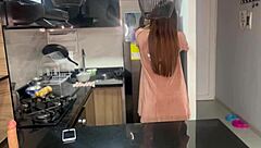 Me Cojo Ala Empleada de Servicio en La Cocina with Brazilian Wife Blowjob Compilation.