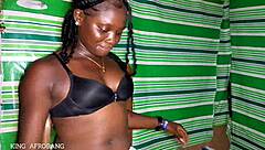 Oh wow, casting this chocolate skin girl as she masturbates erotically with dildo toys 😍🍫