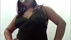 getting ready for livestream in sexy dress on social network damaslatinasnet