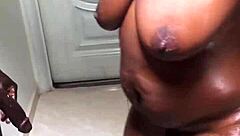 sugar mummy wants a good sex on the floor