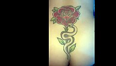 Cheers to dads missing Father's Day gifts with this curvy Latina milf ass show! 🍑🎉