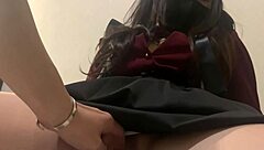 18-year-old landmine college girl gets wet from neck strangling during intense sex.