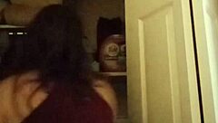 Why is housewife Mollyjanexxx still trying in this softcore solo backstage update from USA?