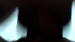 Casadinha amadora portuguesa se entrega em masturbação caseira quente