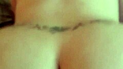 Amateur white girl shows off her fat ass in seductive display