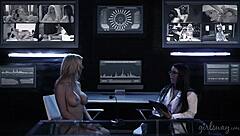 hey, check out this squirting lesbian trio in hd! 💦👩‍❤️‍💋‍👩