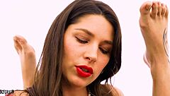 Lady Dee fights Zafira Blundchen in lesbian sexfight with double dildo and face sitting.