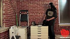 i am cheyenne feeling hot during a casual day out