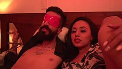 Creando Contenido Fetichista en una Master Class de Sexo con Bondage y Dominación para Latina Sumisa