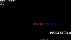 Lesbian Fisting For Hot Blonde With Huge Toys Speculum And Anal