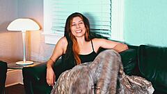 interview and getting to know allidoll in her leggings and cute piercing 😊📸