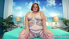 I love how heavy redheaded plumper Julie Ginger handles that big dildo deep inside me