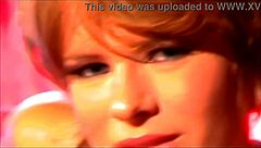 These Women Adore The Tropical Islands Vacation Vibes