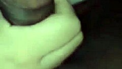 Esposa Implora ao Marido Cuckold para Filmar Sua Gozada Selvagem no Rabo