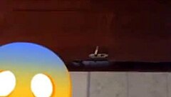 Esposa Implora ao Marido Cuckold para Filmar Sua Gozada Selvagem no Rabo