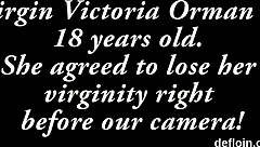 Oh wow, this sultry cutie gapes her soft hole and gets devirginized so intensely!