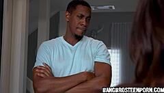 Hey, check out Nico Luva giving a personal wash service with that cute teen vibe 😏