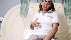 Descriptive Danabarzagli Recalls Her Past Moments of Intense Heat with Sexy Solo Masturbation