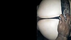 Arrastei a ruivinha pra cabine de uma casa de swing