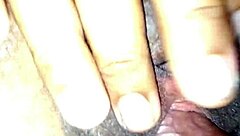 ให้เธอมาอมควยแล้วเลียหีให้กันเธอก่อนจะแหกหีเย็ด - you want this tight shaved pussy creampie with pretty amateur orgasm in wet 1on1?